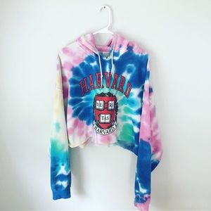 HARVARD UNIVERSITY CROP TOP